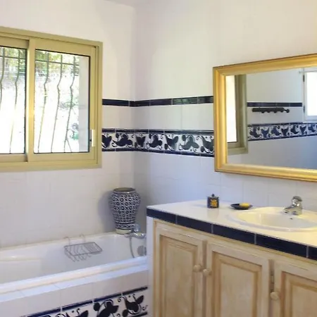 Сasa de vacaciones Ferienhaus Giens 110s Hyères